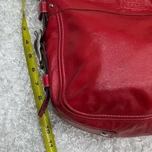 RARE COACH Zoe 赤のエナメルレザーショルダーバッグ 12735 Coach | Bags | Coach Zoe Red Patent Leather Purse 2735